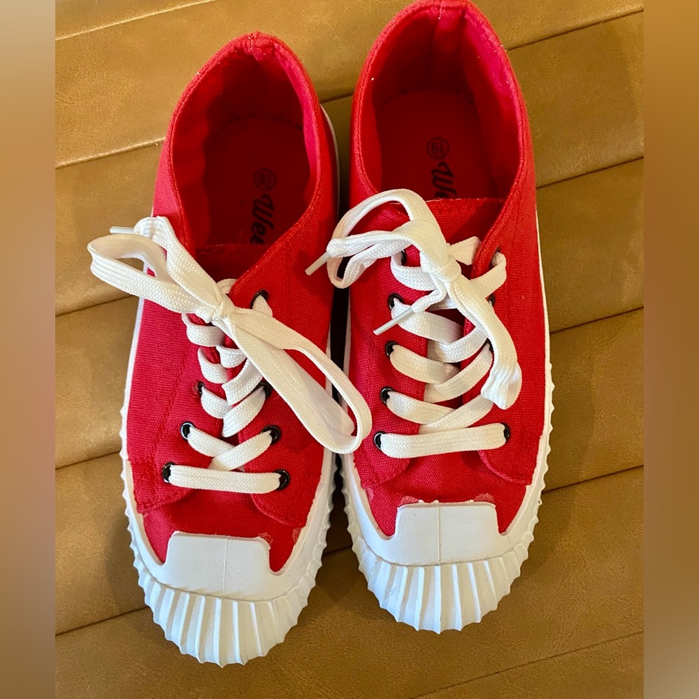 Low Cut Red Canvas Shoes Women Sports